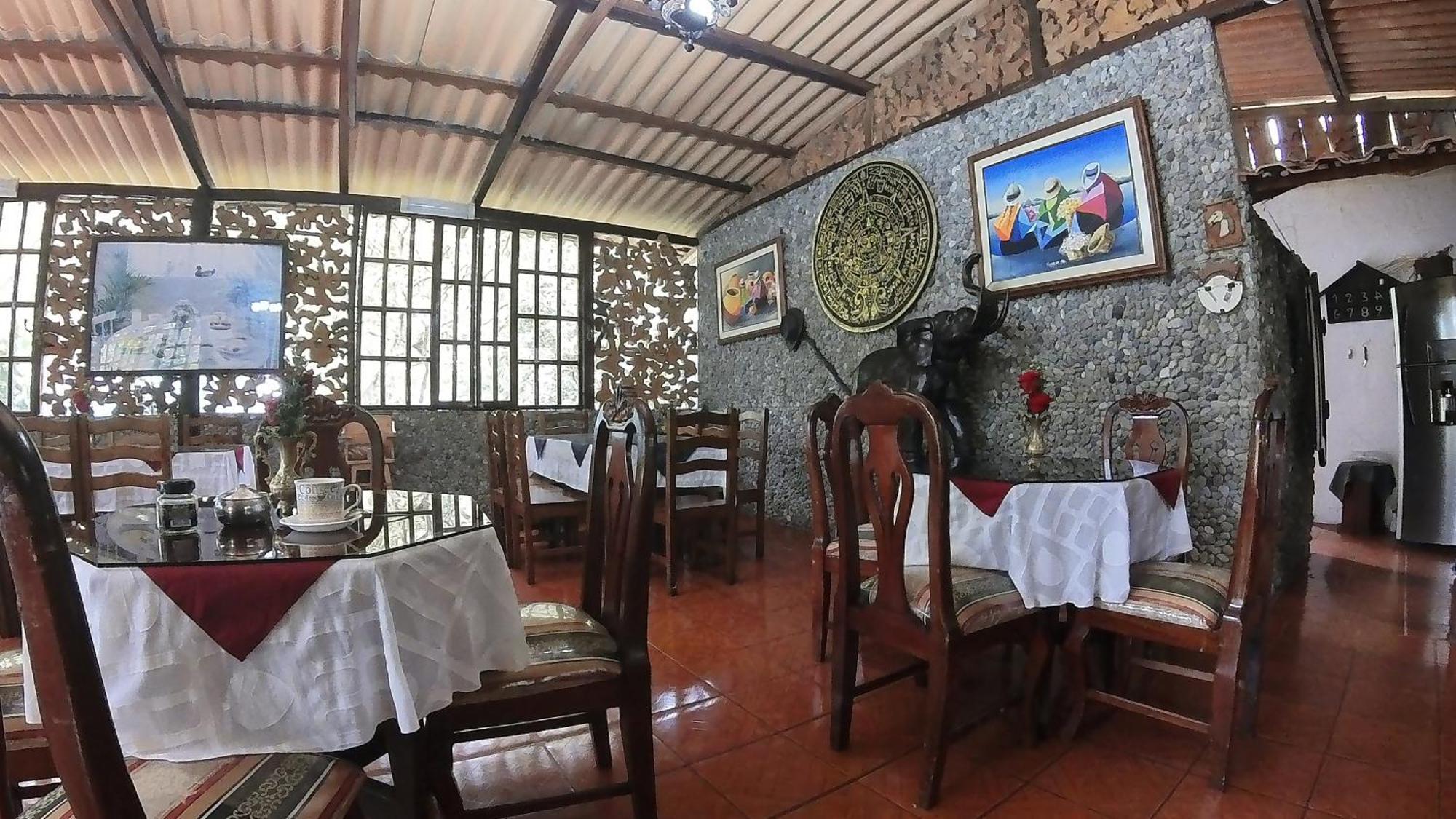Hosteria Rio Verde Luaran gambar